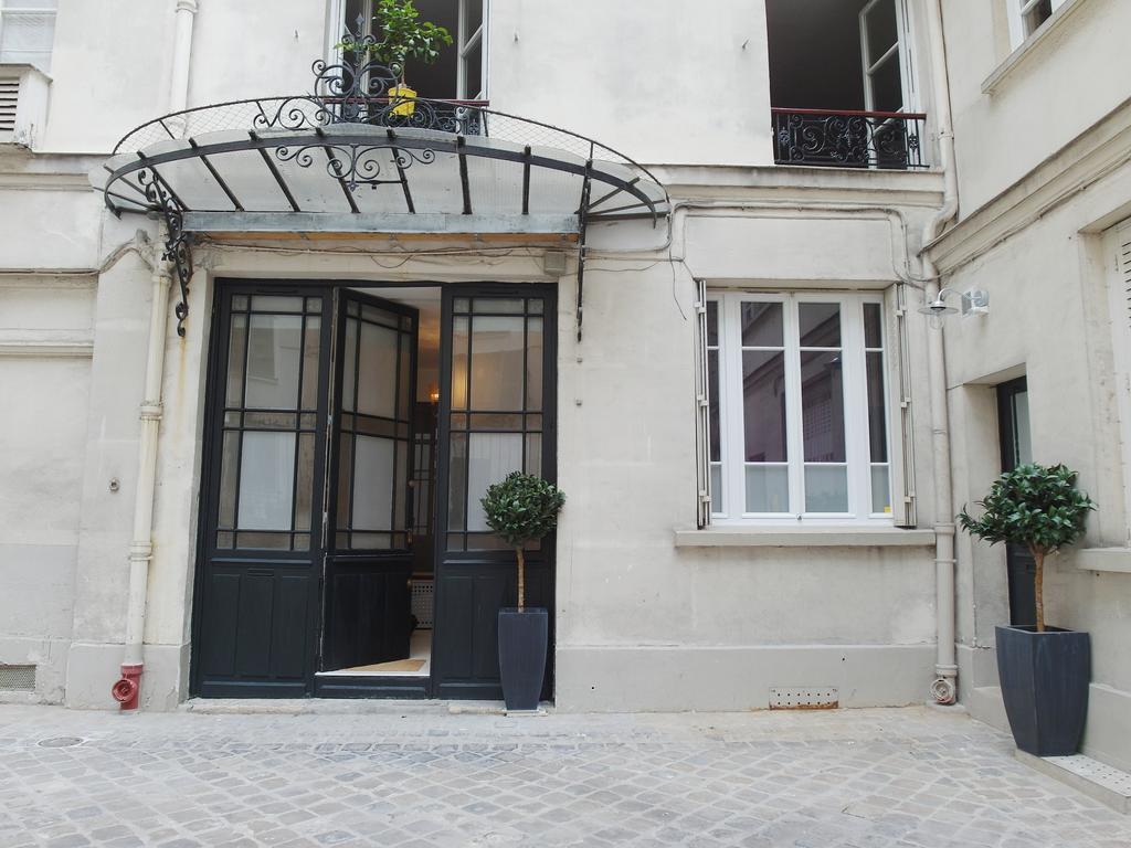 Saint Germain Cosy Chicsuites Parijs Kamer foto
