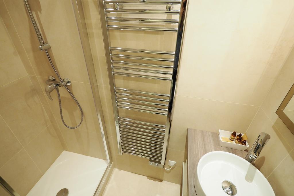 Saint Germain Cosy Chicsuites Parijs Kamer foto