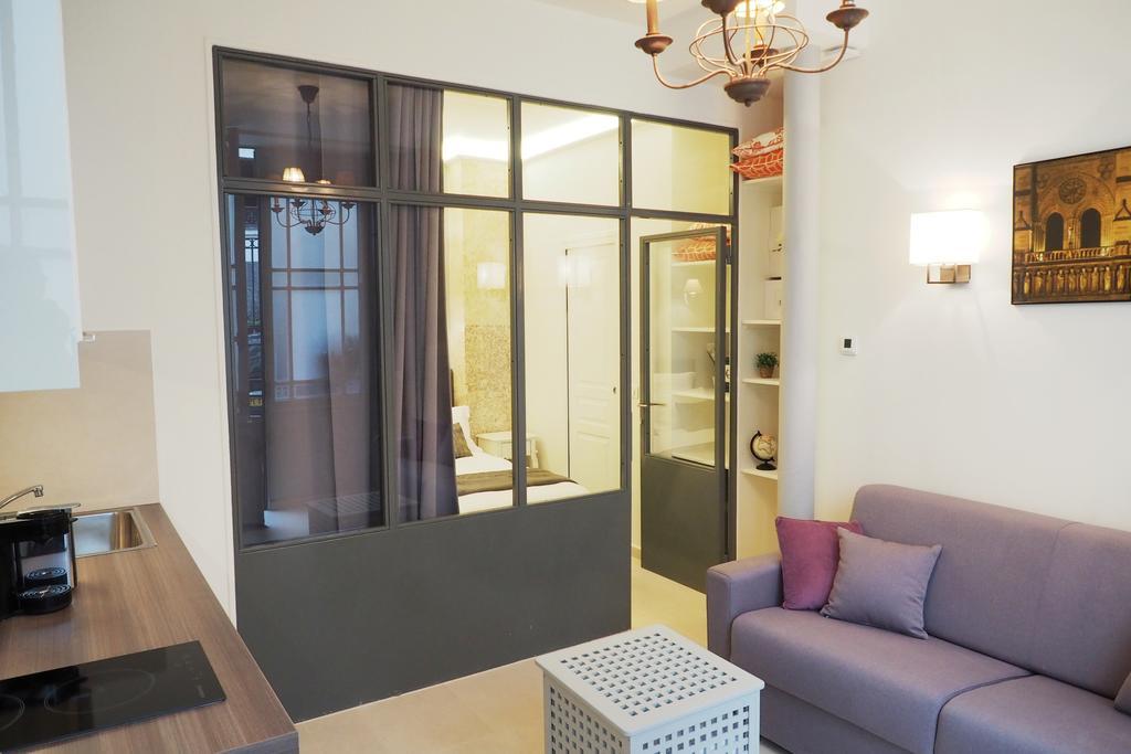Saint Germain Cosy Chicsuites Parijs Kamer foto